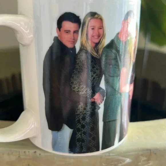 FRIENDS Coffee Tea Mug by Paladone - Picture 3 of 10